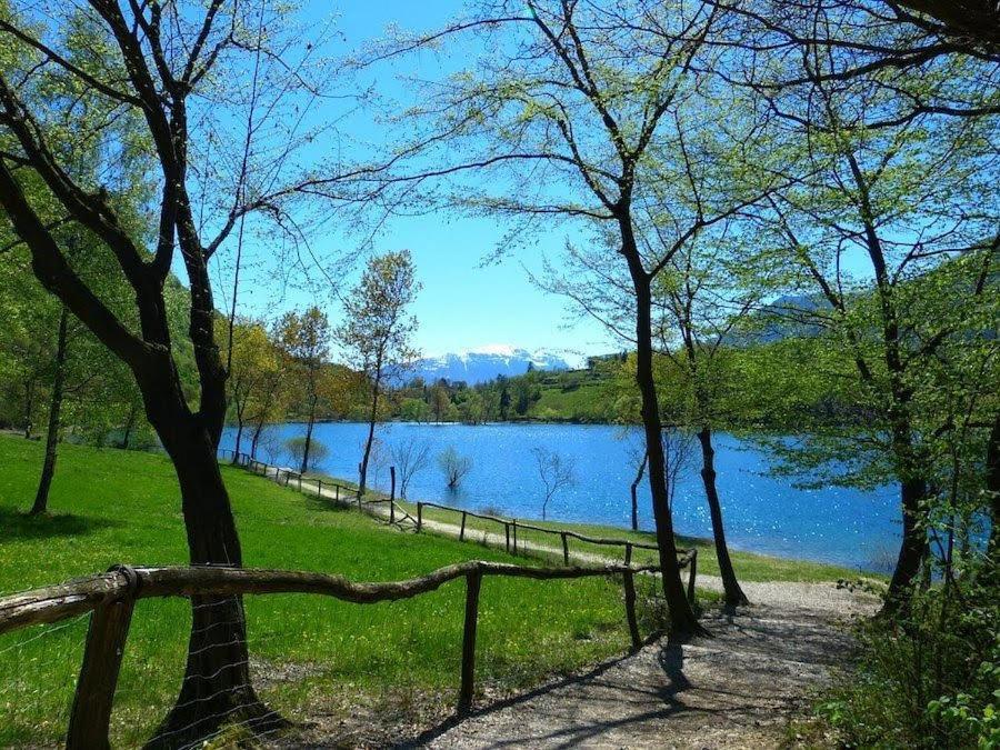 Rustica Sul Lago Tenno Primo Piano Экстерьер фото